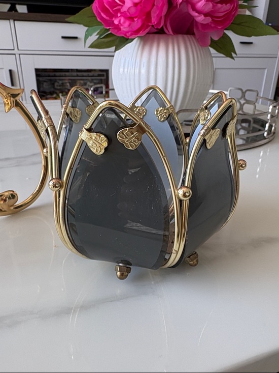 Vintage PartyLite Polished Gold Lotus-Style Candle Base from 1990's - Picture 3 of 5